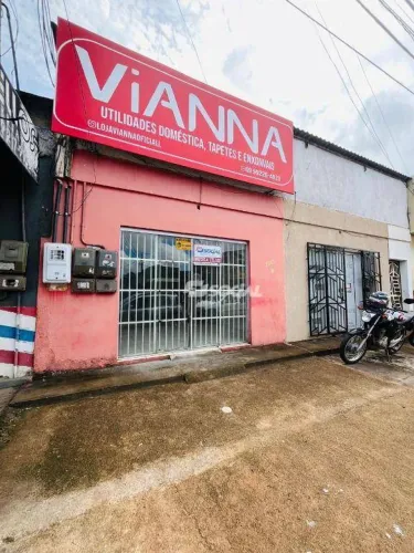 Ponto comercial amplo disponível para locação na Av. Alexandre Guimarães, B. Tancredo Neve