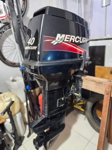 Motor de popa Mercury 40hp 2t partida elétricas