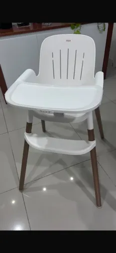 Cadeira de alimentação