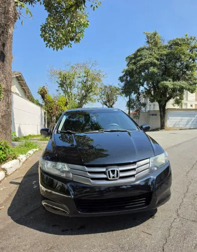 Honda City Sedan DX 1.5 Flex 16V Mec. 2011