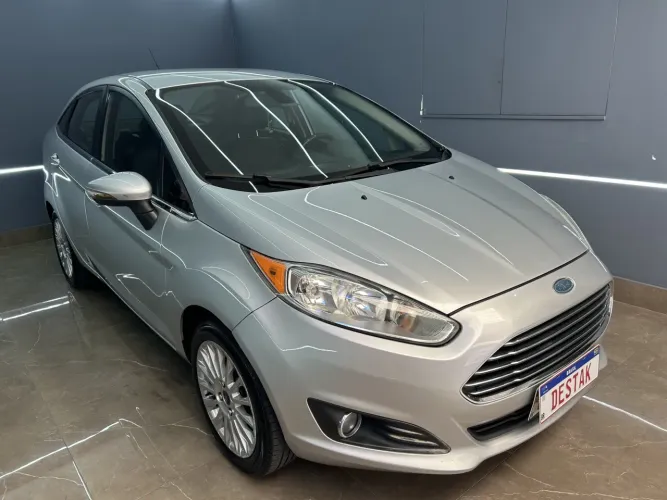 Ford Fiesta Sedan Titanium 1.6 Powershift 2014