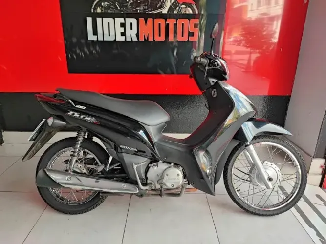 BIZ 125 ES 2011