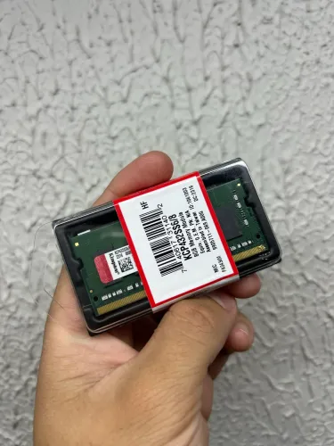 Vendo Memória RAM Kingston 8GB DDR4 (2666MHz) para Notebook - Nova e Lacrada