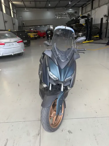 Yamaha XMax 250 Abs com baixo Km