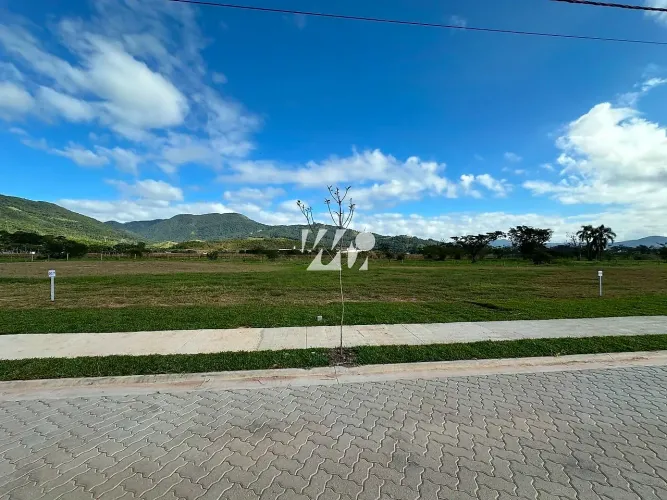 Terreno 800m² - Braço São João - imv
