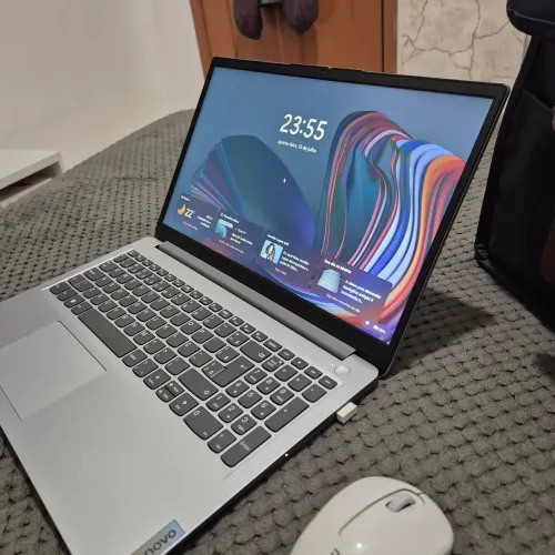 Notebook Lenovo i5 SSD 512gb 8gb de RAM