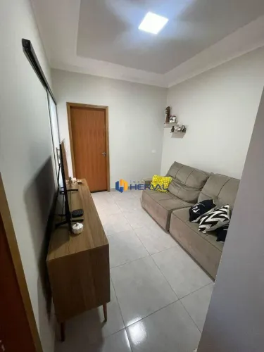 Casa com 3 quartos à venda, 74 m² por R$ 320.000 - Jardim Gralha Azul - Sarandi/PR