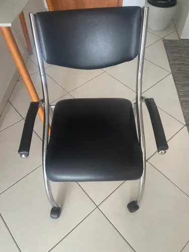 Cadeira com rodinha