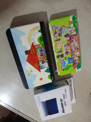 Nintendo new 3ds destravado + carregador (leia detalhes)
