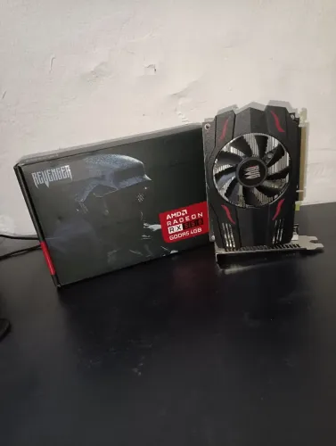 Placa de Vídeo AMD Radeon RX 550 4GB GDDR5 - REVENGER