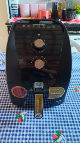 Air fryr britânia 5,5 L
