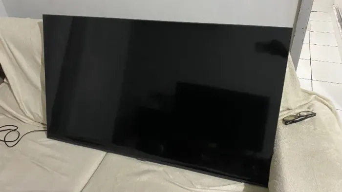 TV smart Samsung 50 polegadas *com defeito*