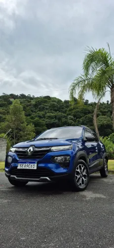 Aluga-se Renault Kwid Outsider 2023 para motorista de app ou uso particular