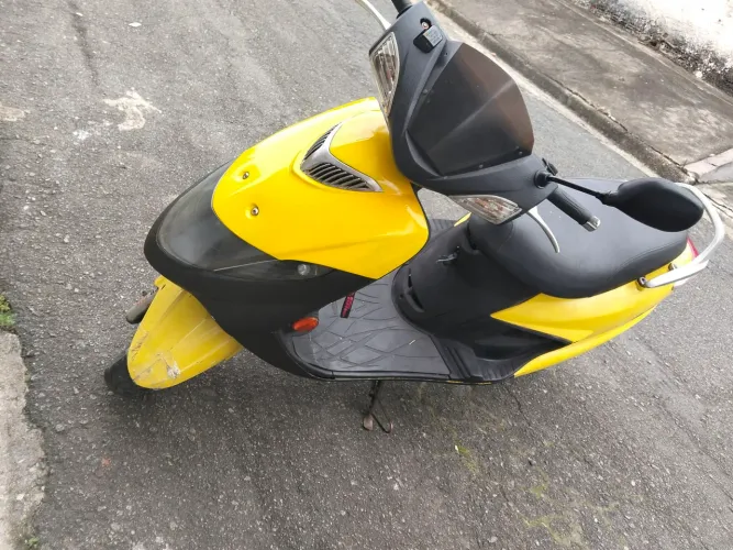 Suzuki Burgman 125 Troco por Pc gamer 