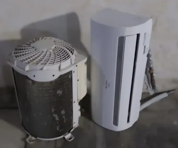 Ar-condicionado Springer Midea 9.000btu 220V (já desinstalado)