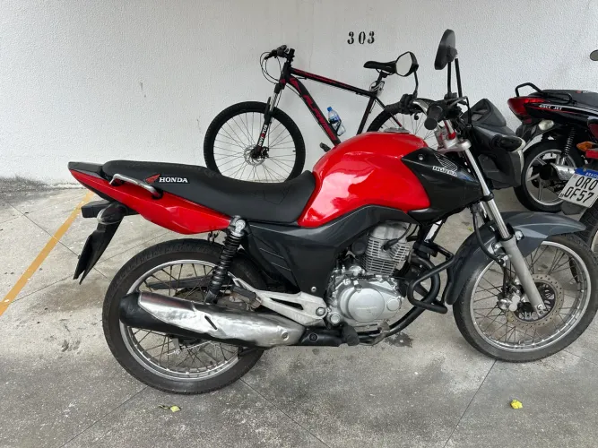 Honda Fan 150 com partida