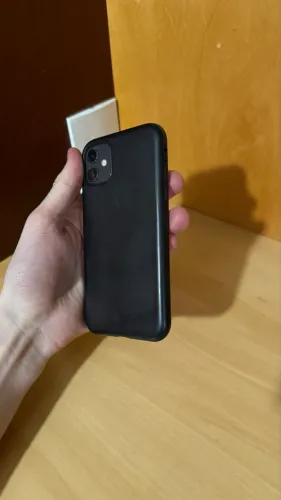 iPhone 11 -  Bateria em 100%