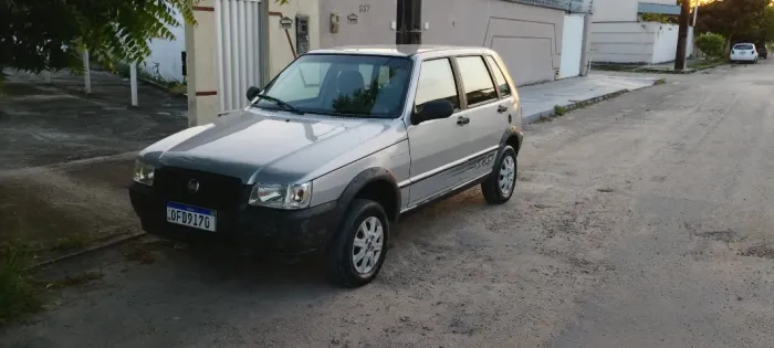 Fiat Uno Mille Celeb. WAY Econ. 1.0 F.flex 4P 2012