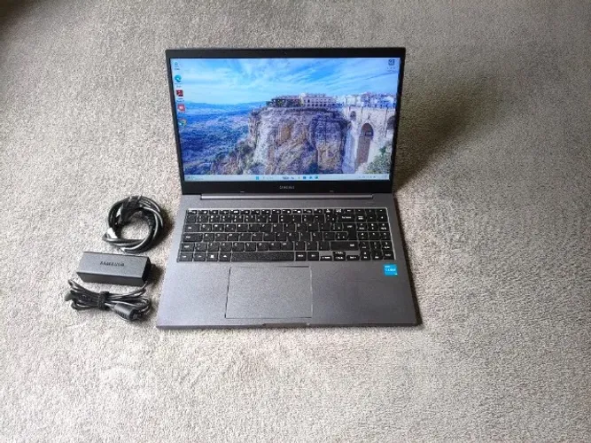 Notebook Samsung Book - i3 11° Geração + 8 GB RAM + SSD