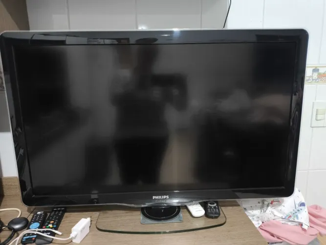 Vende se tv LCD 40 polegadas