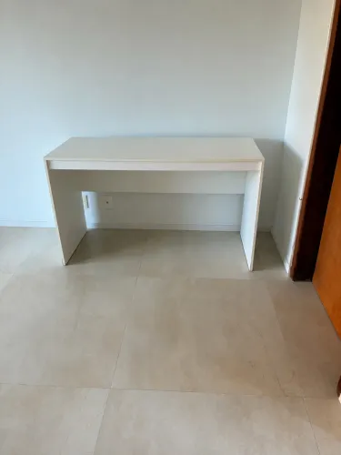 Mesa escrivaninha Tok stok
