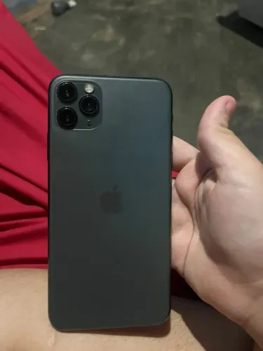 iPhone 11 pro Max 1750