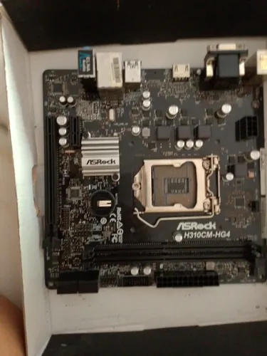 Vendo duas placas mãe com defeito