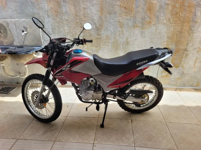 Vendo essa moto estilo da Bross 150 - Souza Cross 150 - ente sem uso - contato * 