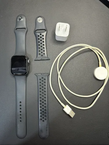 Apple Watch Series 5 44mm GPS - Original + Carregador Completo
