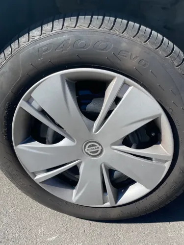 Calota avulsa Nissan March Aro 14 - Usada, em Ótimo estado