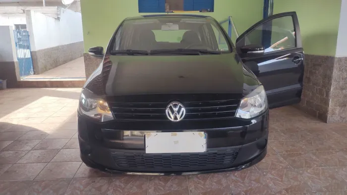 Volkswagen Fox 1.6 MI Total Flex 8V 5P 2014