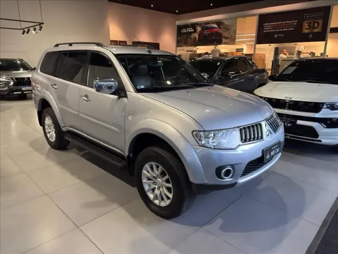 Mitsubishi Pajero Dakar HPE 3.2 4X4 T.I Dies 5P AUT 2010
