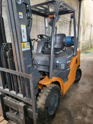Empilhadeira Still 2,5 Ton