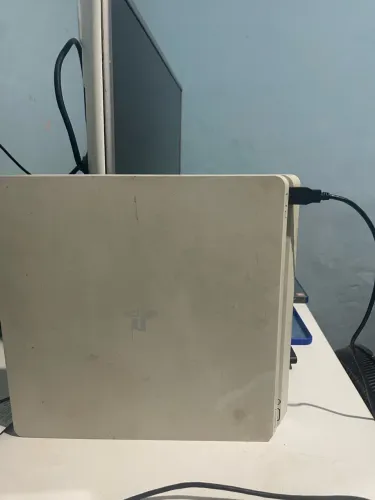 PS4 - 1400