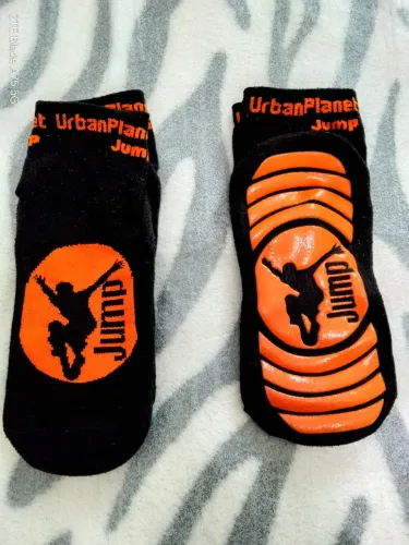 Meia antiderrapante da Urban Planet Jump do 34 a 39 importado da Espanha nova