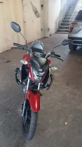  Honda CG Tintan160, cor vermelha,  ano 25/26, quitada, sem restrições, protetor carenagem
