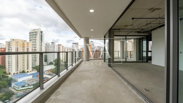 Apartamento com 293 m², 4 quartos sendo 4 suítes à venda no bairro Vila Nova Conceição.