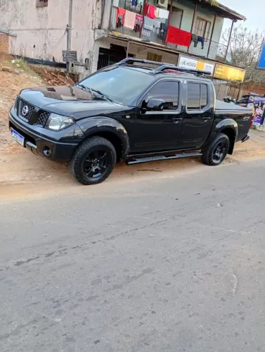 Nissan Frontier Se/se Strik CD 4X4 2.5 TB Dies. 2011