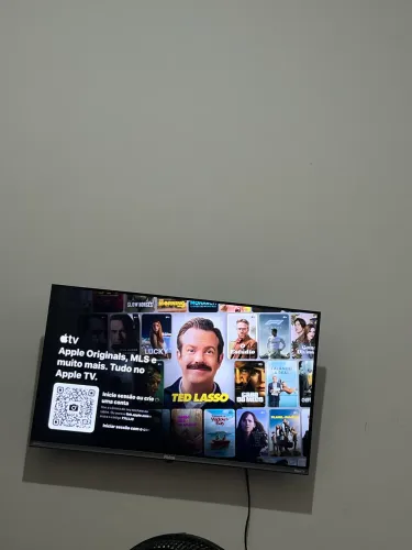 Vendo tv nova com caixa