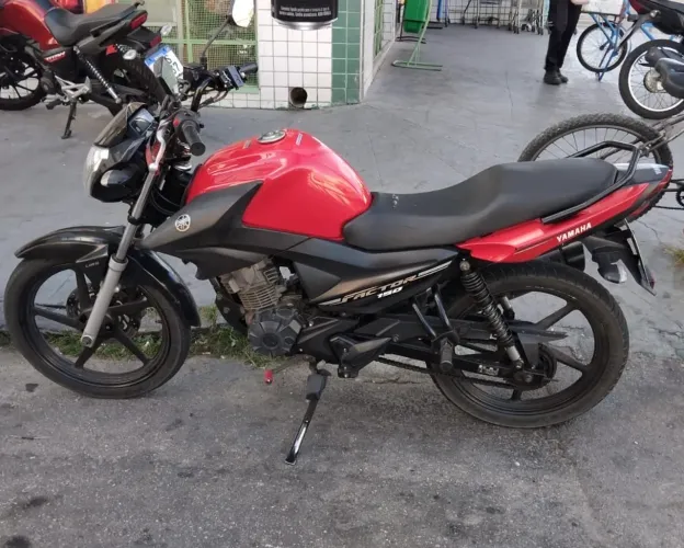 Vendo YBR150 Factor Ed