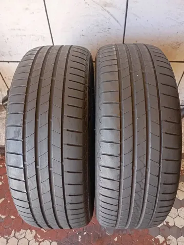 Pneus Bridstone ref 205 55 17 RS 500 cada 1