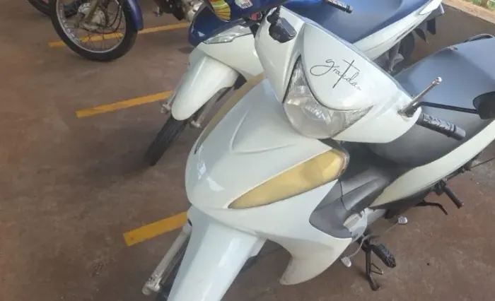 Biz Ex 2013 Branca