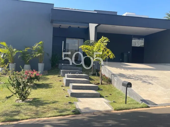 Casa à venda no Condomínio Villas do Golf, com 220m² e 3 suítes