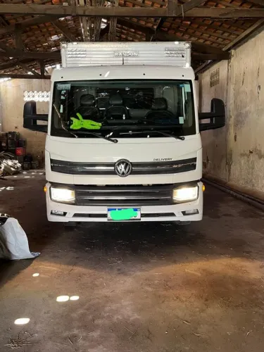 Vendo caminhão delivery 6.160