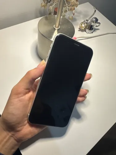 Iphone XR branco 64gb