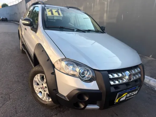 Fiat Strada Adventure1.8/ 1.8 Locker Flex CD 2011