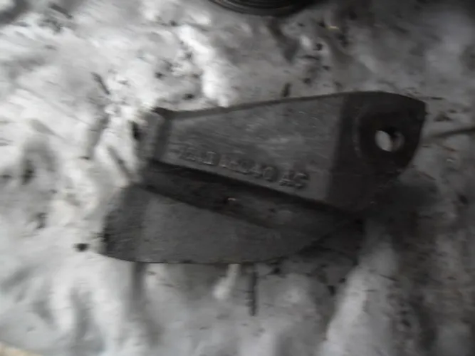 Suporte Do Cambio Escort Zetec 97/2003 95ab6k040ac R$ 20,00