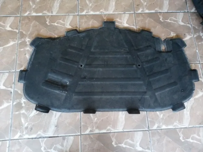 Forro do capô Audi A3 2015