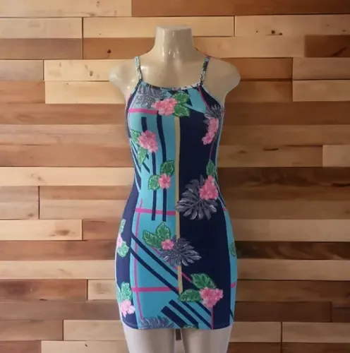 NOVO: Vestido em suplex grosso P