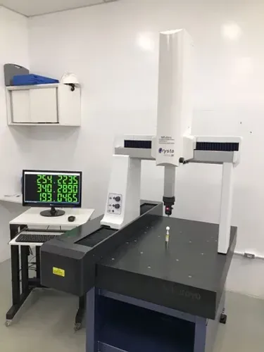 Tridimensional Mitutoyo - CRT-PM574